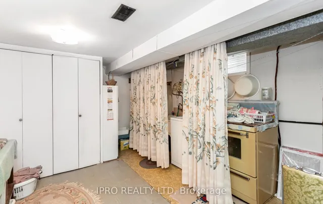 Additional image 44 of 54 Exford Dr