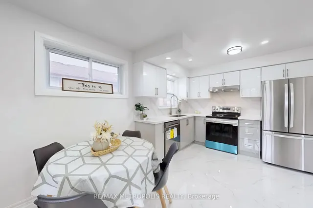 Additional image 13 of 19 Tremely Cres