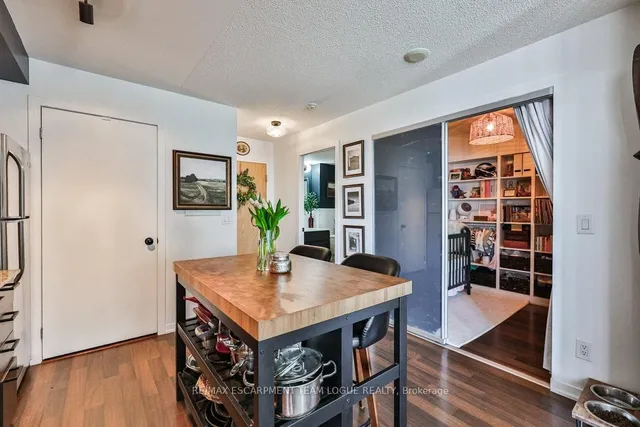 Additional image 14 of 38 Joe Shuster Way Unit 605