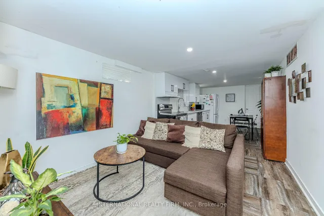 Additional image 36 of 1291 Consort Cres