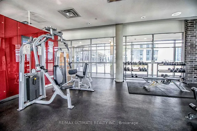 Additional image 24 of 135 Village Green Sq Unit 3720