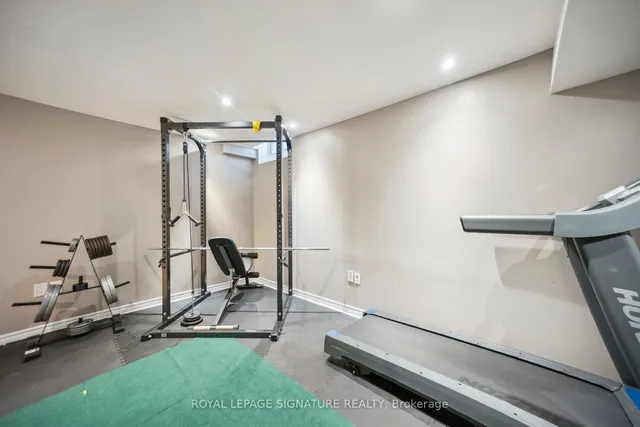 Additional image 28 of 2061 Ghent Ave