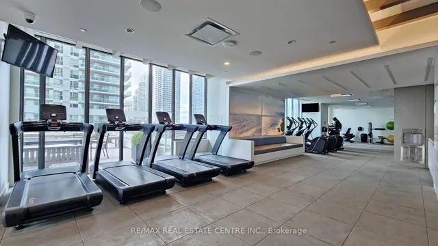 Additional image 30 of 70 Annie Craig Dr Unit 703