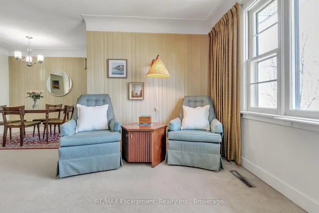 Additional image 11 of 1060 Brook View Ave