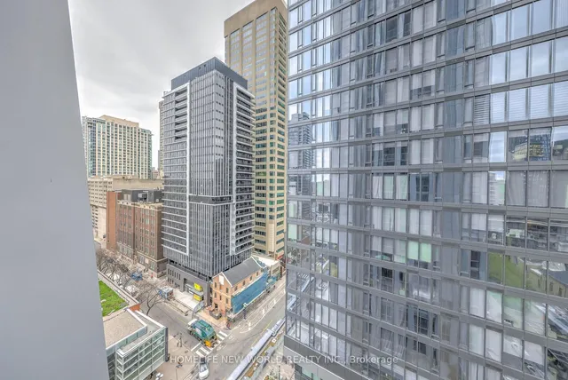 Additional image 40 of 1 Yorkville Ave Unit 1212