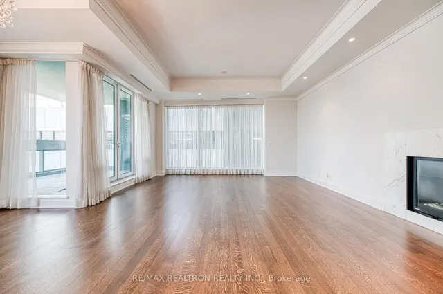 Additional image 5 of 206 Bloor St Unit 801