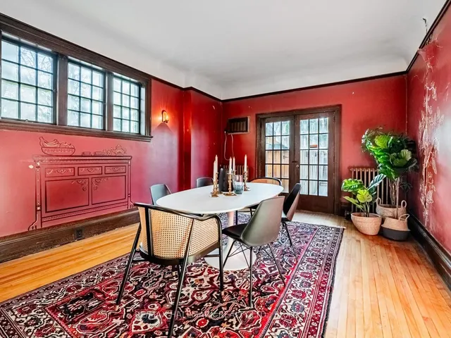 Additional image 9 of 2 Mount Royal Ave