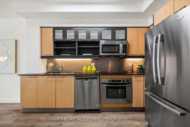 Additional image 9 of 36 Blue Jays Way Unit 918