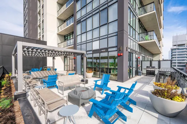 Additional image 23 of 60 Charles St Unit 4