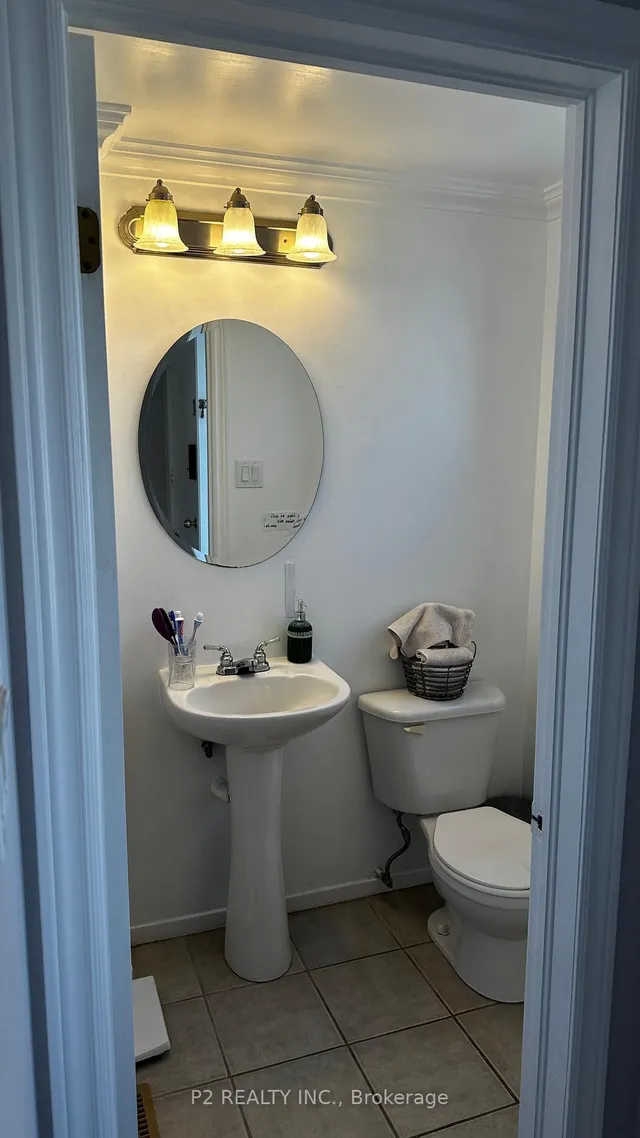 Additional image 11 of 25 Gosford Blvd Unit 22