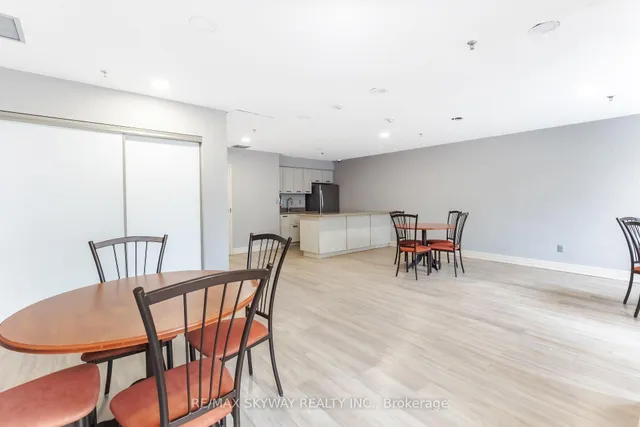 Additional image 39 of 300 Ray Lawson Blvd