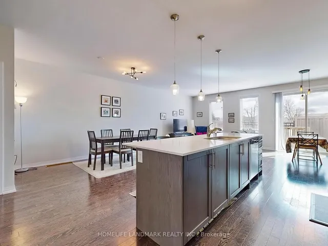 Additional image 9 of 813 Banks Cres