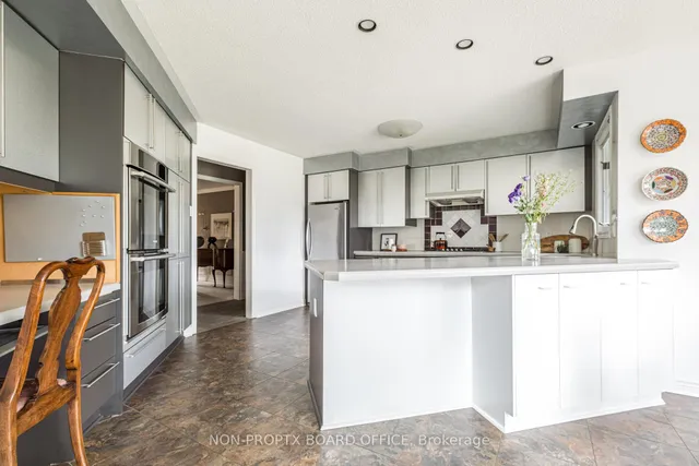 Additional image 25 of 111 Saint Margarets Rd