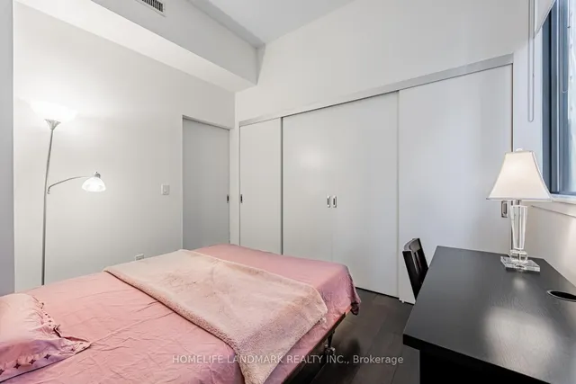 Additional image 23 of 8 Charlotte St Unit 602