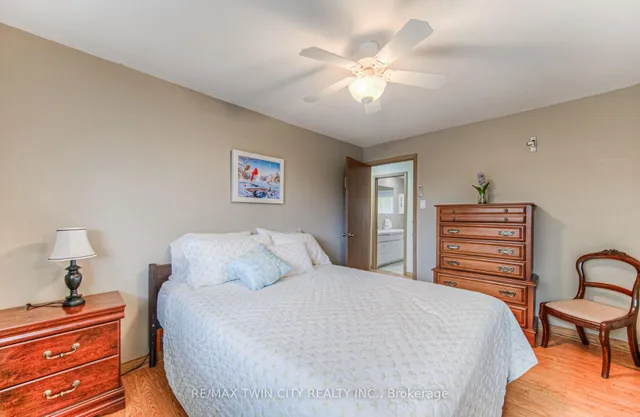 Additional image 20 of 590 Manchester Rd