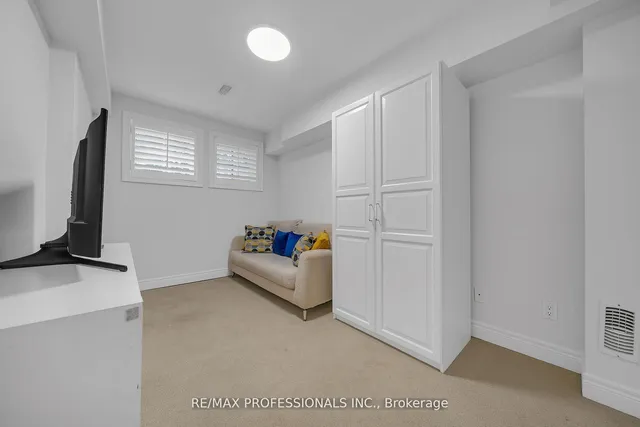 Additional image 24 of 59 Furrow Lane