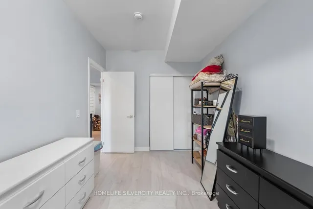 Additional image 18 of 408 Browns Line Unit 307