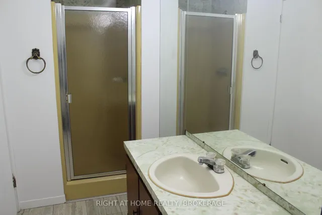 Additional image 33 of 90 Foxbar Rd