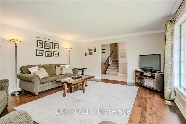 Additional image 7 of 11 COACHMAN Cres