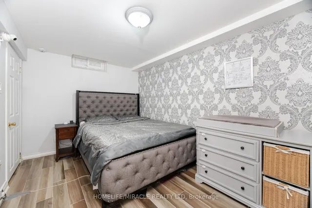 Additional image 34 of 341 Military Tr Unit 70