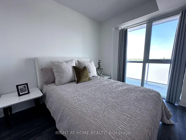 Additional image 21 of 188 Fairview Mall Dr Unit 720