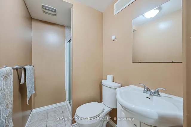 Additional image 45 of 29 Baccarat Cres