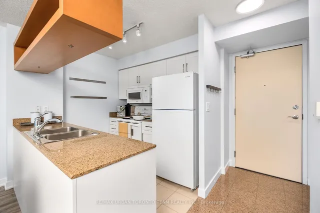 Additional image 10 of 81 Navy Wharf Crt Unit 2909