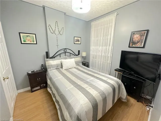 Additional image 18 of 186 East Ave