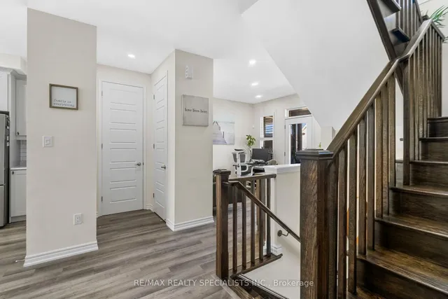 Additional image 24 of 975 Whitlock Ave Unit 23