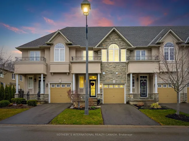 93 Forest Valley Cres