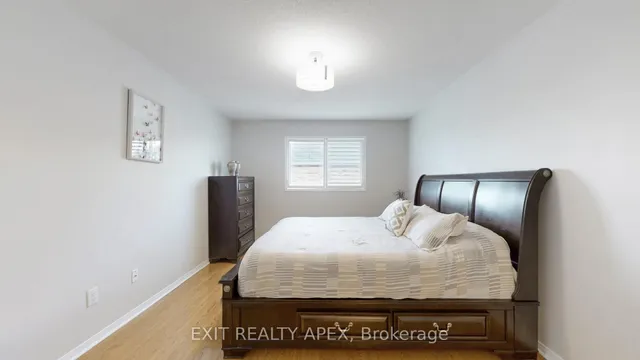 Additional image 22 of 77 Commodore Dr