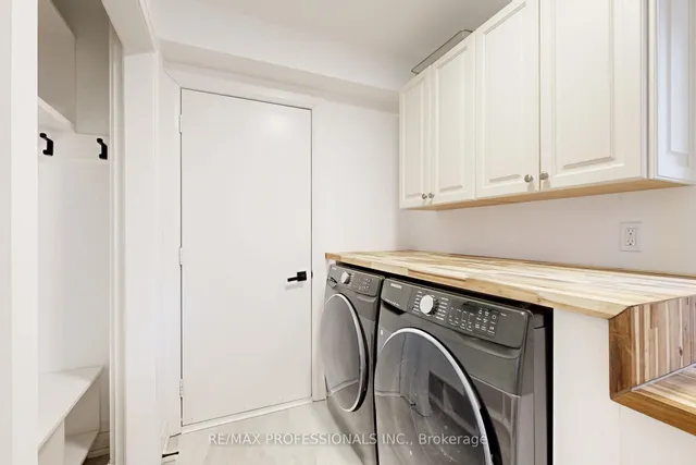 Additional image 16 of 1327 Greenwood Cres