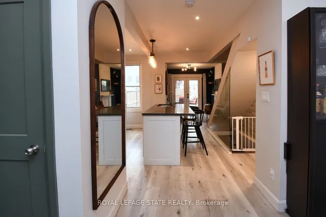 Additional image 9 of 61 Chestnut Ave