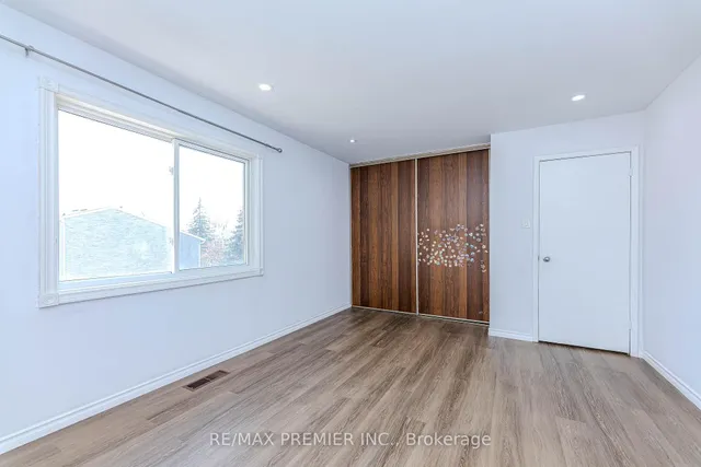 Additional image 28 of 2012 Martin Grove Rd Unit 48