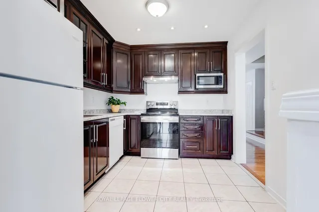 Additional image 8 of 770 Othello Crt Unit 68