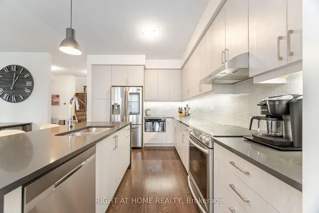 Additional image 10 of 1178 Raspberry Terr