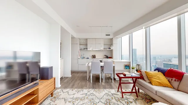 Additional image 10 of 197 YONGE St Unit 4902