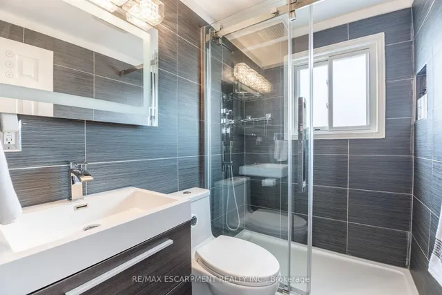 Additional image 30 of 1101 Highland St