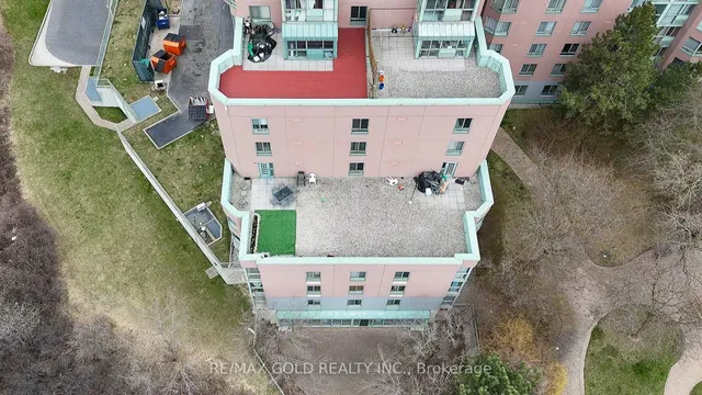 Additional image 29 of 61 Markbrook Lane Unit 413