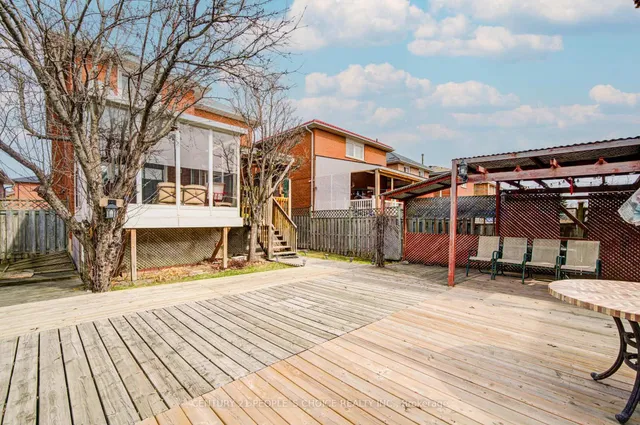 Additional image 46 of 157 Cinrickbar Dr