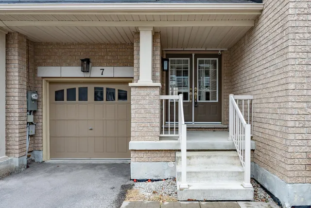 Additional image 2 of 7 Rabbit Run Way