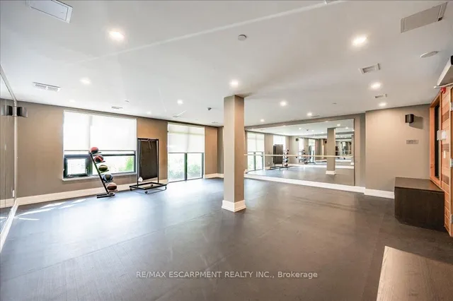 Additional image 25 of 340 PLAINS Rd Unit 102