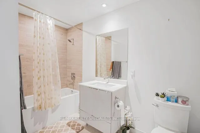 Additional image 32 of 1926 Lakeshore Blvd Unit 3711