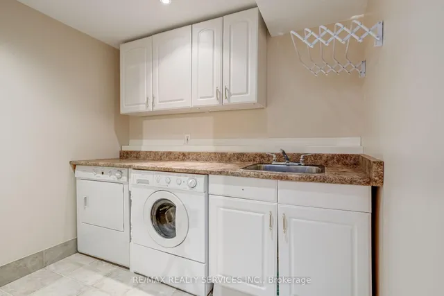 Additional image 40 of 3 White Tail Cres