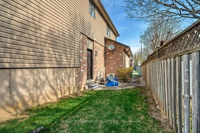 Additional image 46 of 62 Corinaldo Dr