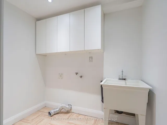 Additional image 24 of 1144 Barclay Circ