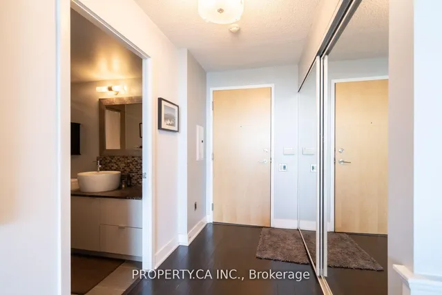 Additional image 2 of 1048 Broadview Ave Unit 1705