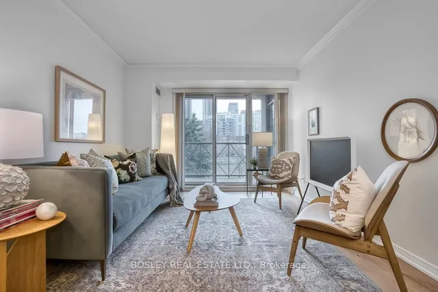 Additional image 16 of 51 Harrison Garden Blvd Unit 203