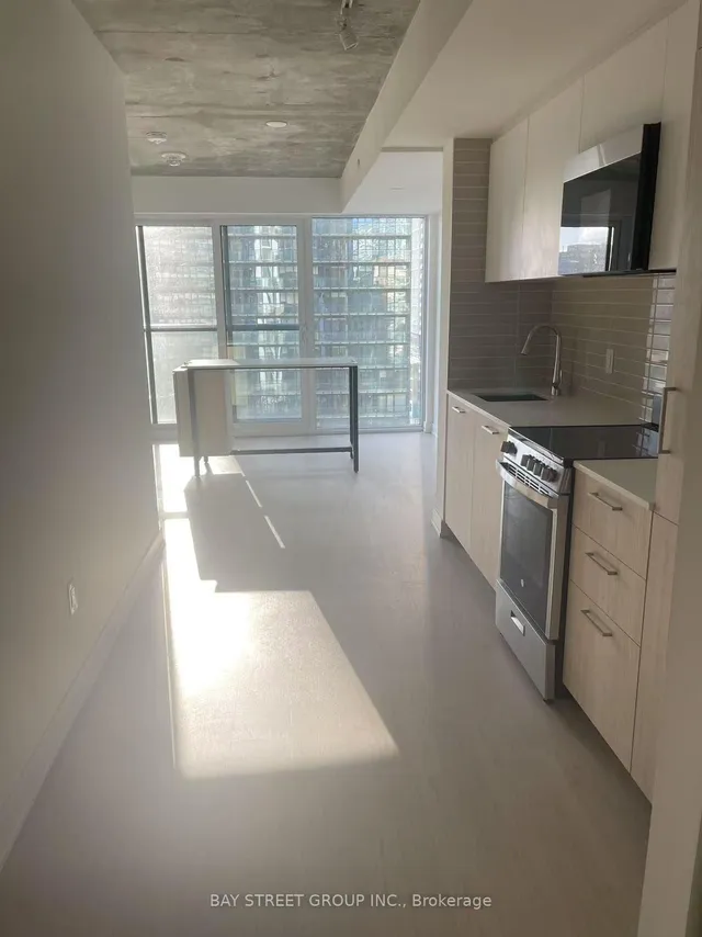 Additional image 27 of 65 Mutual St Unit 1302