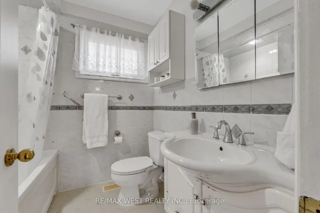 Additional image 21 of 15 Breadner Dr